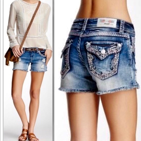 @SOULCRUSHER716 Pants - DENIM EMBROIDERED EMBELLISHED SHORTS